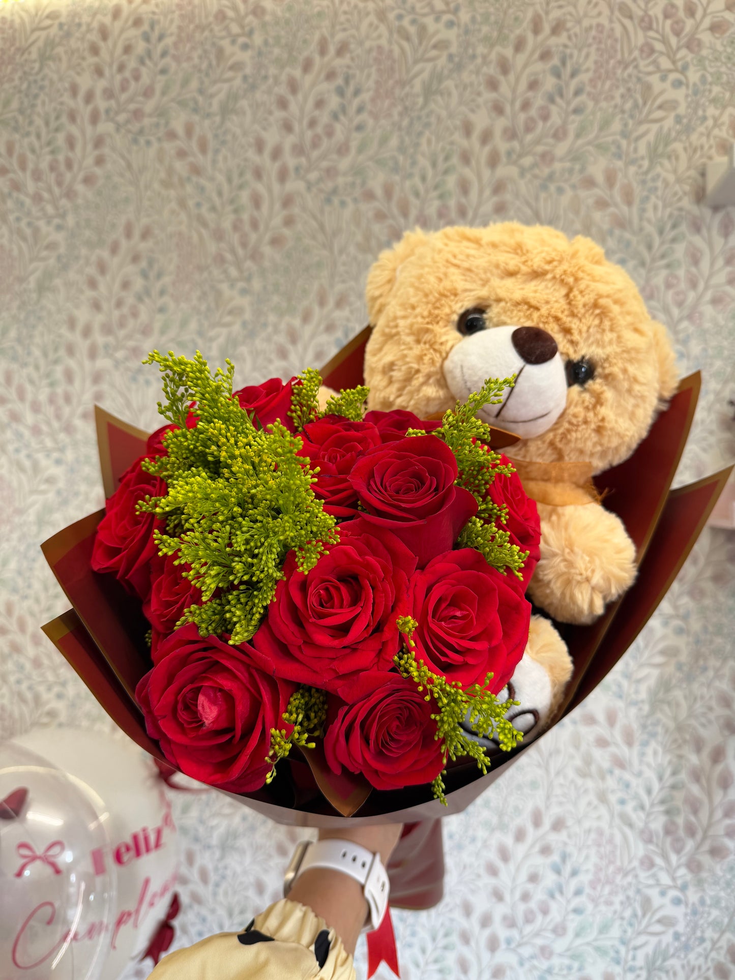 Bouquet de Rosas con Peluche
