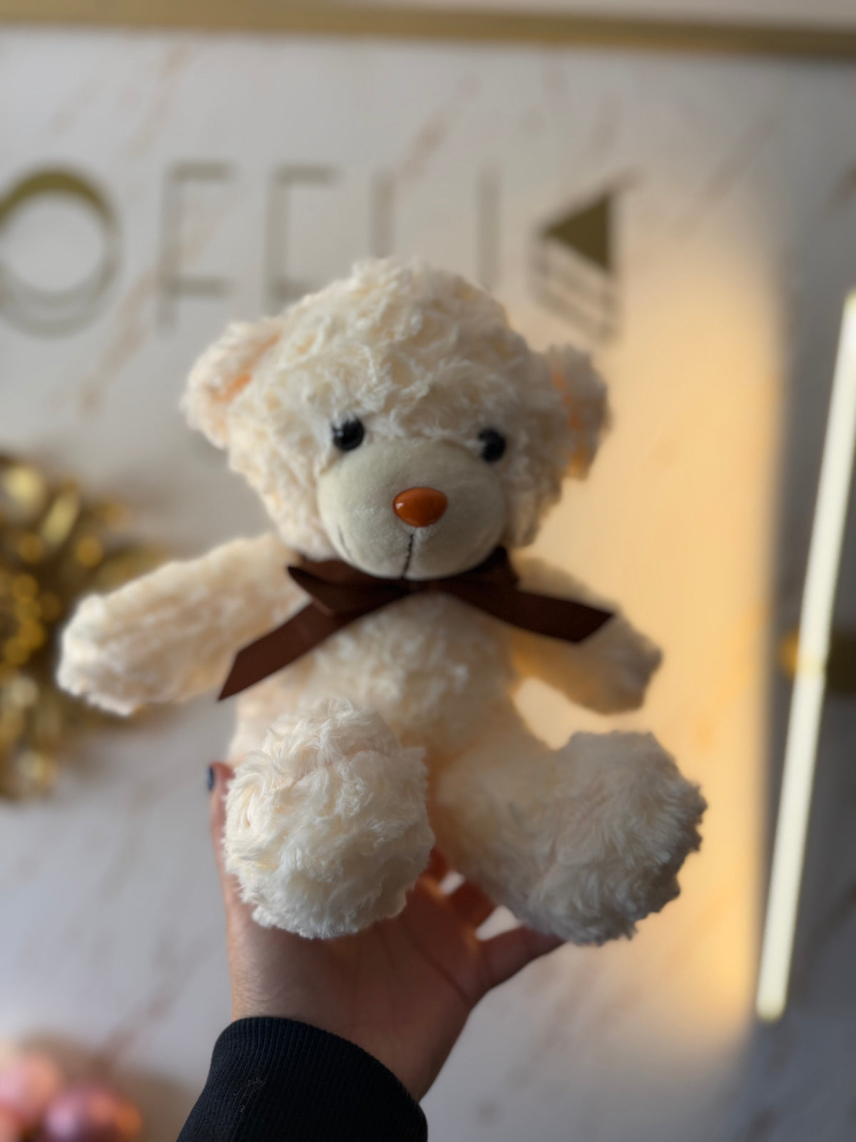 Peluche Oso Teddy Beige con Moño Café 25 cm 🧸🤎