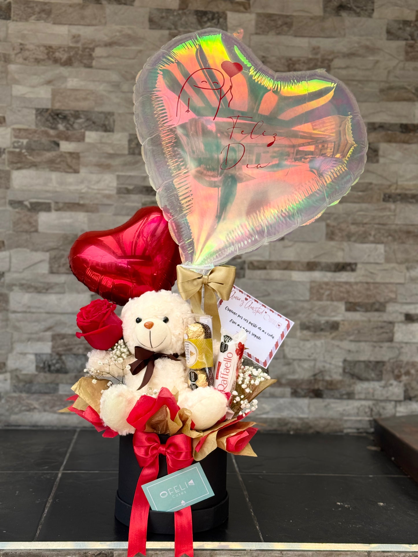 Caja Corazón con Osito y Globos