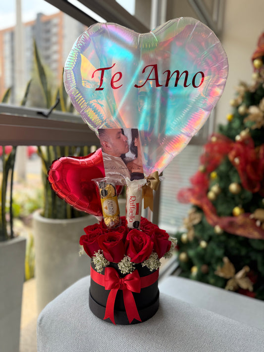 Caja Corazón con rosas y Globos