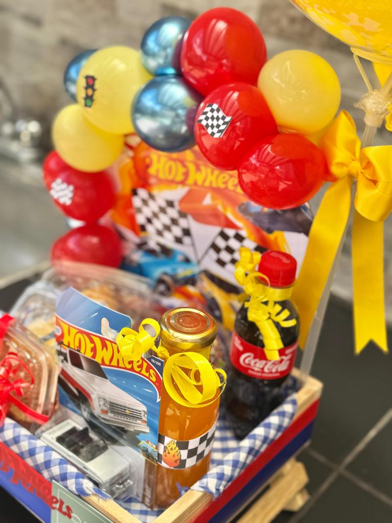 Desayuno sorpresa Mesa Hot Wheels para hombre